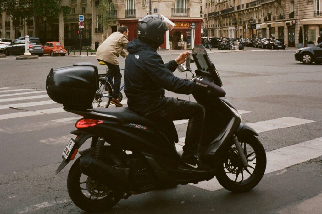 Can Scooters Go On The Highway? Scooter Advice 360