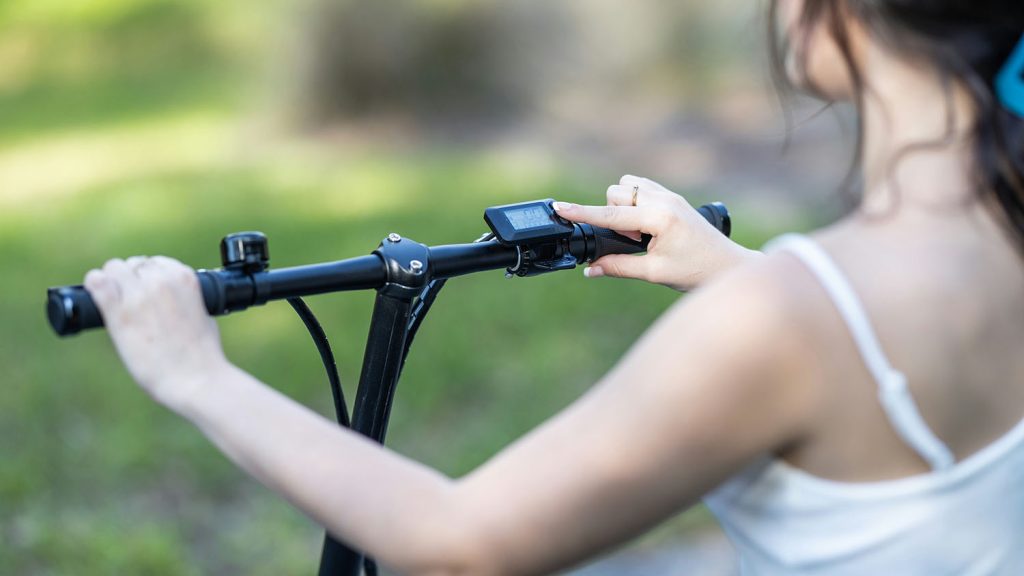 Can Electric Scooters Go Uphill 1