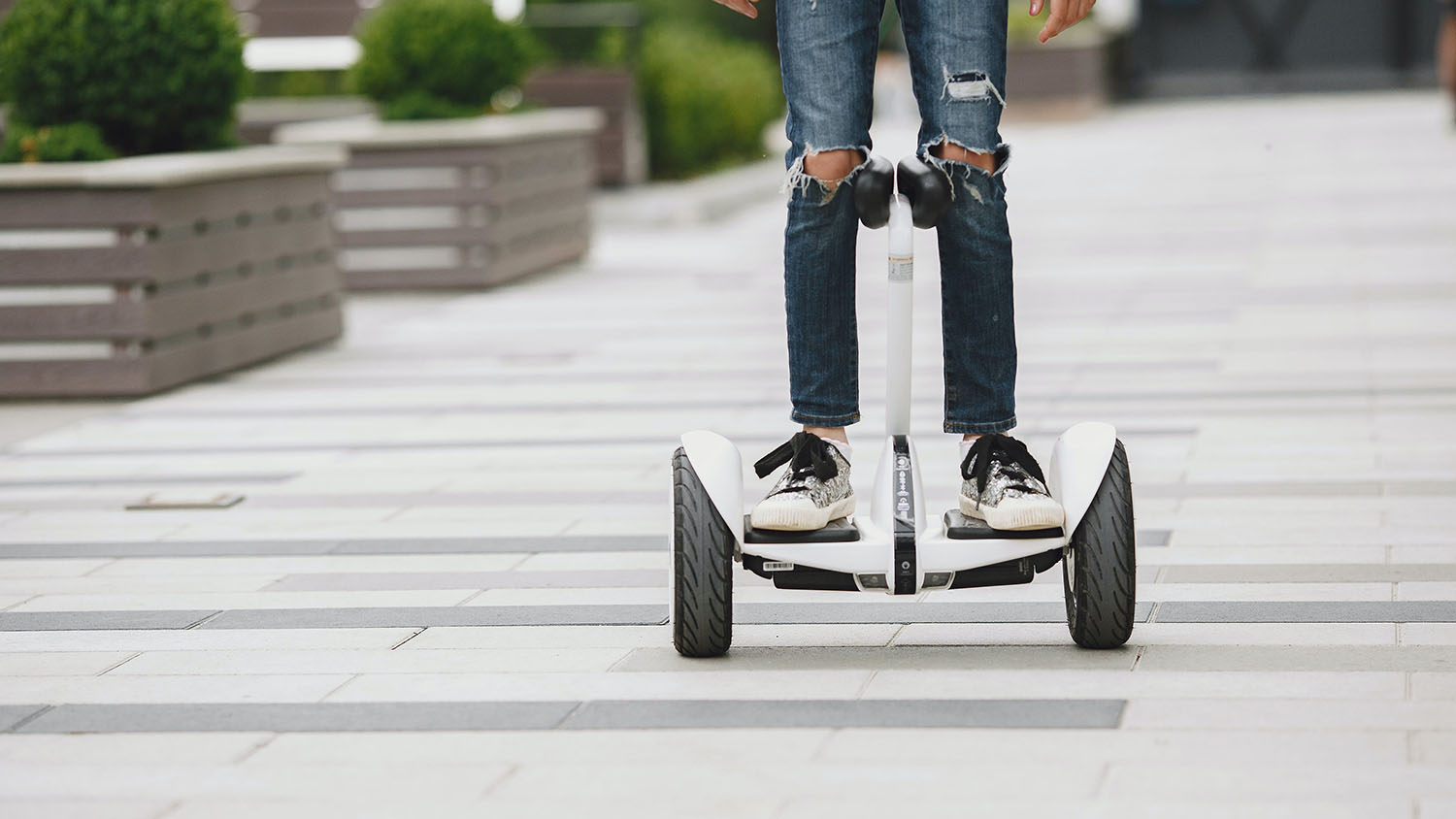 self balance scooter with bluetooth