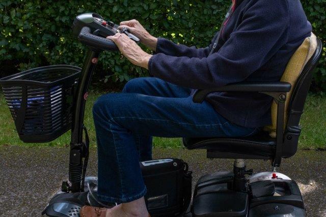 how to test a mobility scooter motor