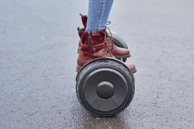 How Long Does A Hoverboard Battery Last?